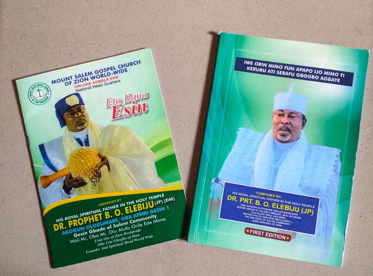 Front cover of Eto Ilana Esin, the Sacred Order of Service